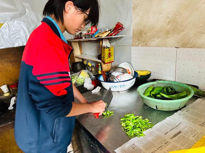 南宫NG·28(中国)官方网站“妈妈我为什么要做家务？”听听这位妈妈的智慧解答！(图2)