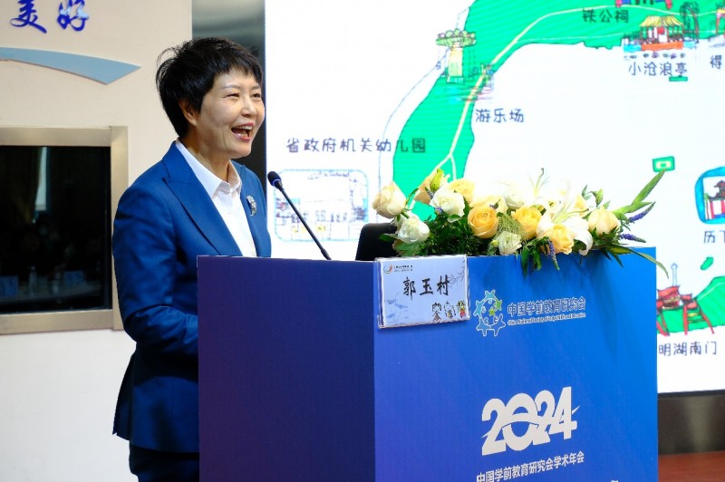 南宫NG·28(中国)官方网站看山东省府幼儿园如何“背倚明湖、活化教育”作答“全(图2)
