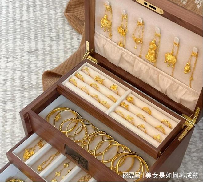 南宫28隔壁阿姨羡慕哭了！妈妈生日送什么礼物好？这十款大家可以闭眼冲(图5)