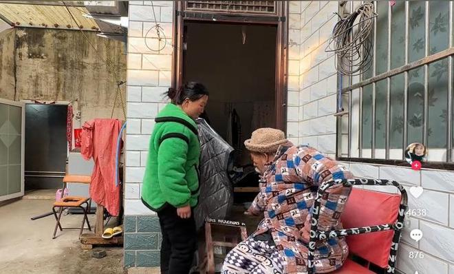 南宫28“还过个屁年！”河南女子崩溃时的嘶吼撕开4500万家庭的隐痛！(图6)