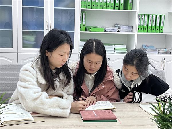 南宫NG·28(中国)官方网站合肥市长江路幼儿园教育集团：知法于心护幼成长(图3)