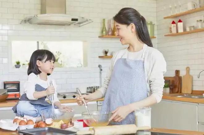 南宫28把家务育儿陪娃折合民币成了一些女人PUA男人的有力武器(图4)