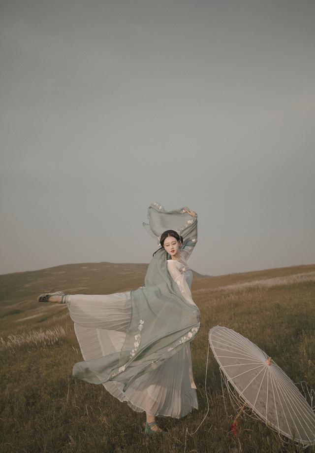 南宫28我做保姆月薪8000儿子研究生雇主：工作我安排你照顾好我妈(图10)