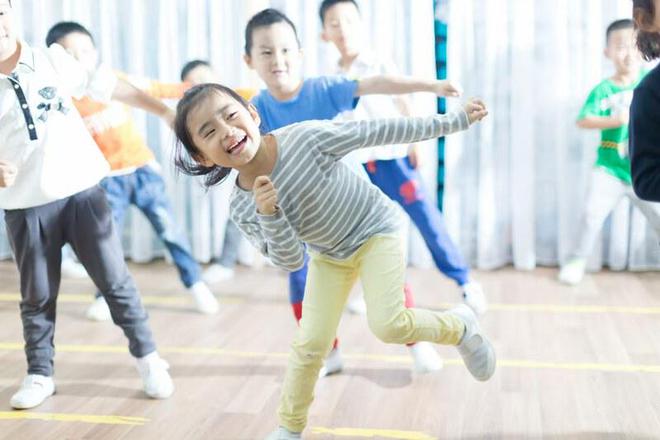 南宫NG·28(中国)官方网站从“幼有所育”到“幼有善育” 龙岗这样托起孩子的快(图9)