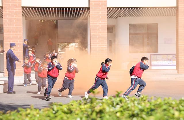 南宫NG·28(中国)官方网站学习消防知识 迎全国消防日(图15)