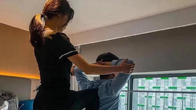 南宫2824小时随叫随到3万女技师供挑选：“上门”是擦边生意吗？(图12)
