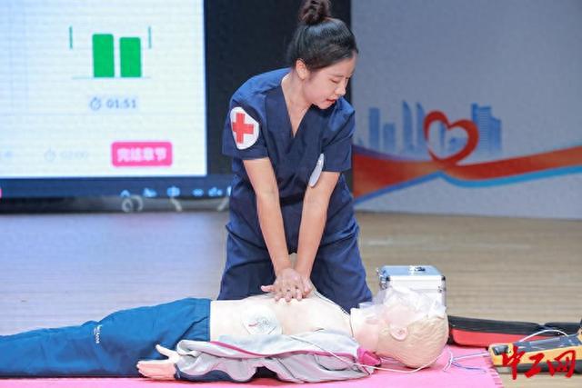 南宫28“‘救’在身边校园守护”——厦门校医急救技能武(图1)