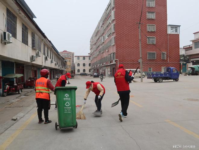 南宫NG·28(中国)官方网站罗山县楠杆镇：清洁行动齐发力 人居环境焕新颜(图4)