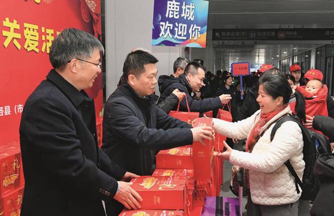 南宫28春风行动搭建起劳动者和企业间的桥梁(图2)