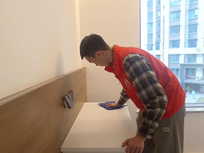 南宫NG·28(中国)官方网站家政市场开启“过年模式” 大扫除预约“上难度”(图2)