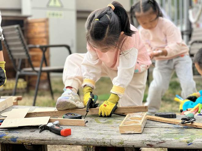 南宫28济南市天桥区兴麓幼儿园：在自主游戏中润心育人(图4)