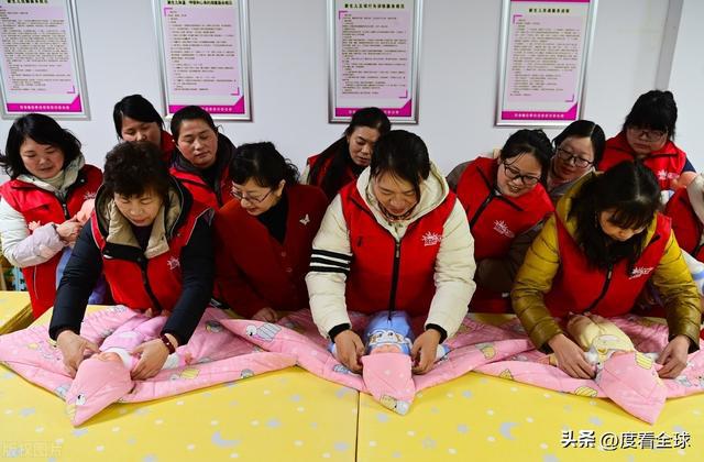 南宫NG·28(中国)官方网站技能加持就业无忧！聊城培训助妇女职场扬帆起航！(图12)
