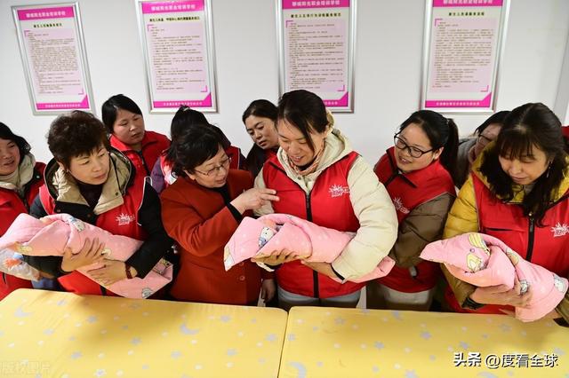 南宫NG·28(中国)官方网站技能加持就业无忧！聊城培训助妇女职场扬帆起航！(图10)